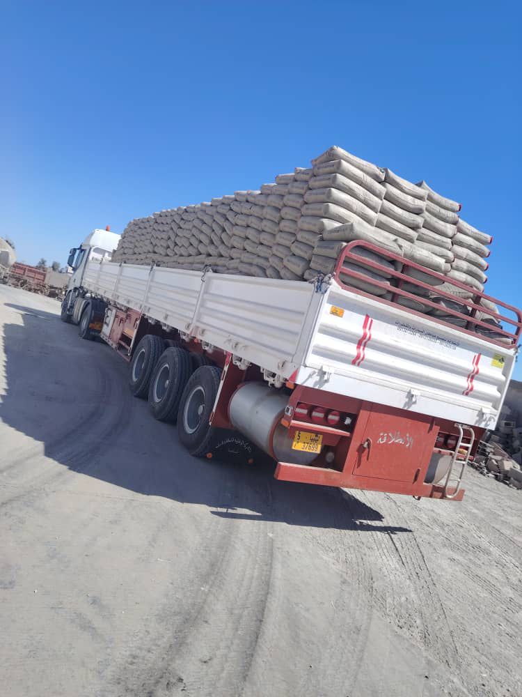 شحنة أسمنت كبيرة